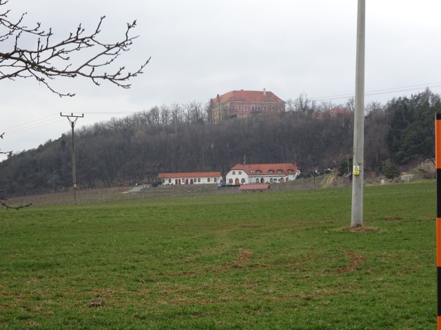 hrad Sádek a viniční trať Pod Sádkem